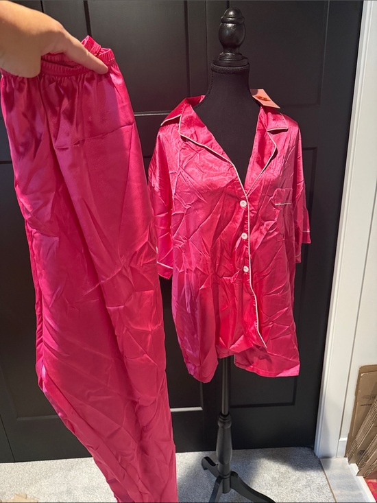 Amazon Other - Amazon Satin Two-Piece Pajama Set in Hot Pink with Contrast Piping